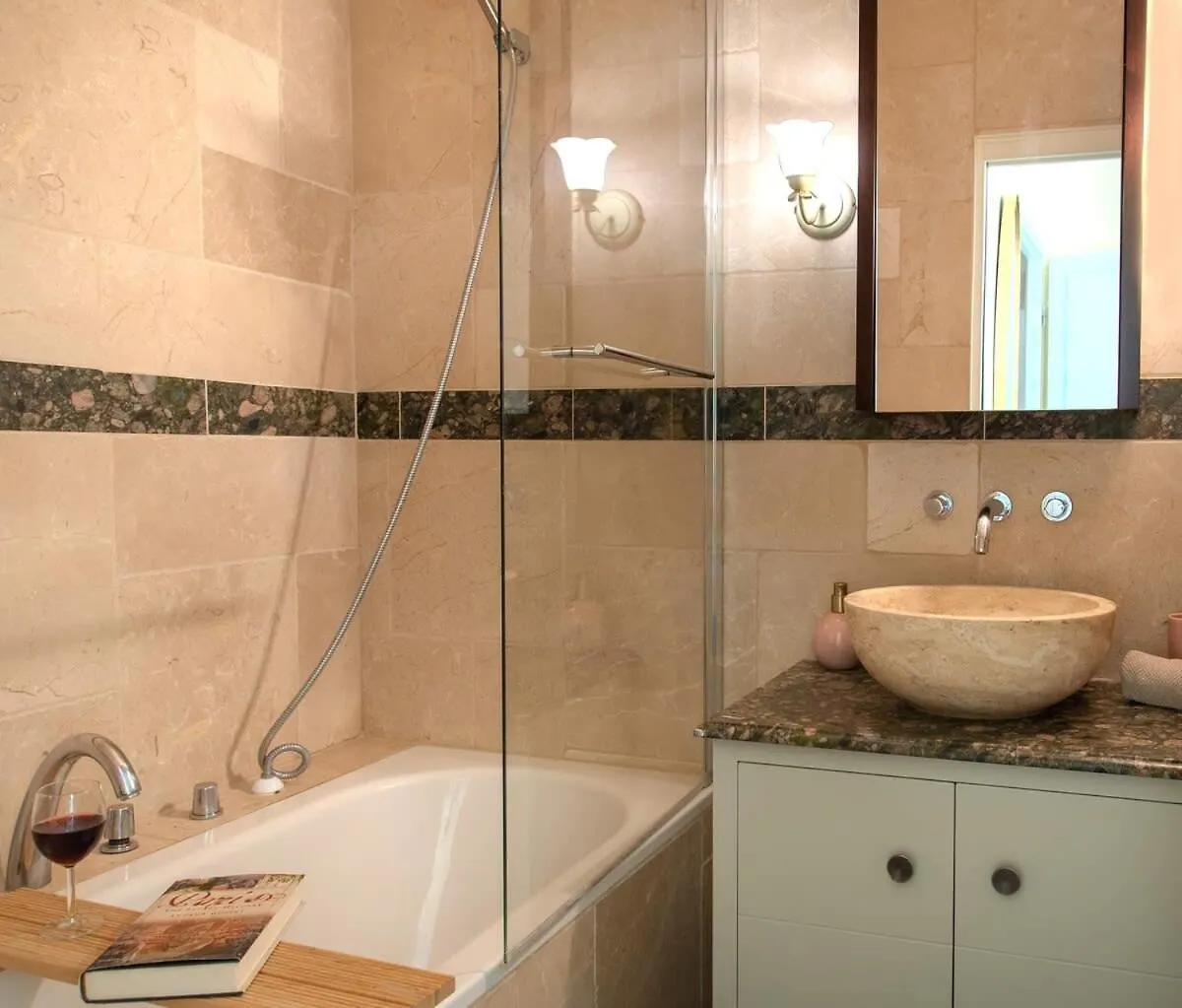 La Lumiere Eiffel Walk To Tower Apartment Paris